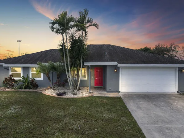 762 SW Dolores Avenue, Port St Lucie, FL 34983