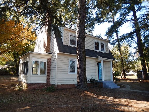 2nd image of 721 E Laburnum Ave