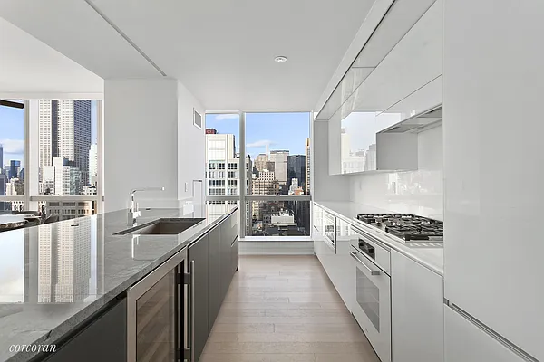 Sold by Corcoran | media 23