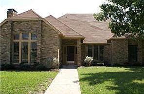 1st image of 10136 Bettywood Ln