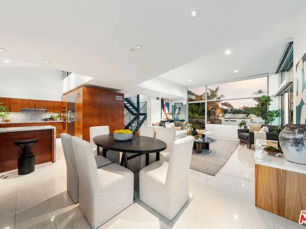 235 Ocean Park Blvd #1, Santa Monica, CA 90405