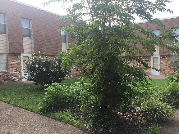 2nd image of 370 Wallace Rd APT F9