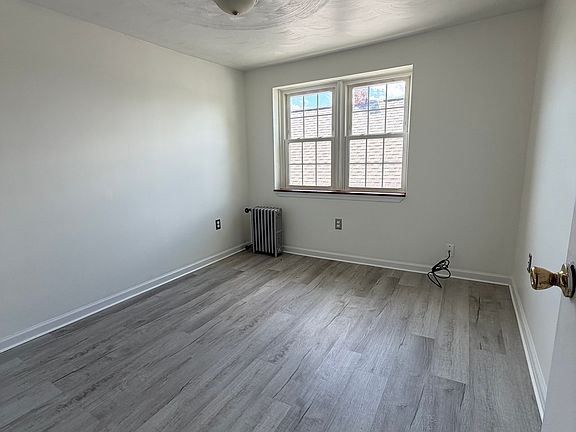 5th image of 84 Hemlock St