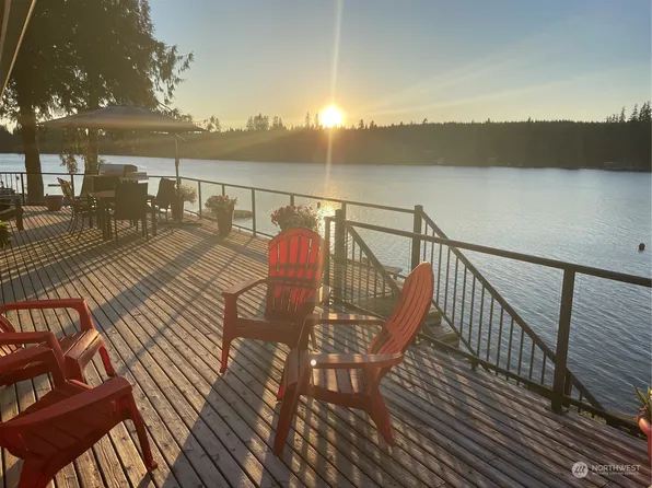 1210 E Mason Lake Drive S, Grapeview, WA 98546