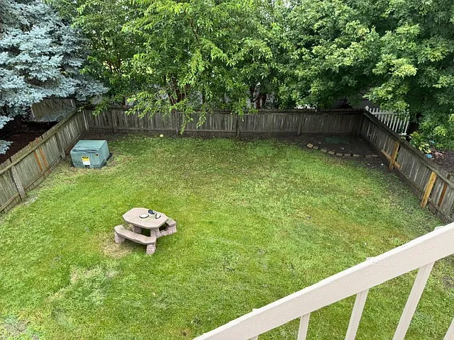 8 Rounds Rd — Photo 7
