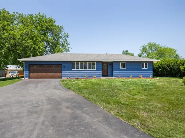 4718 Hoover St, Oregon, WI 53575