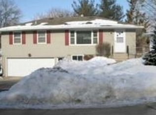 2115 11th Ave NW, Rochester, MN 55901