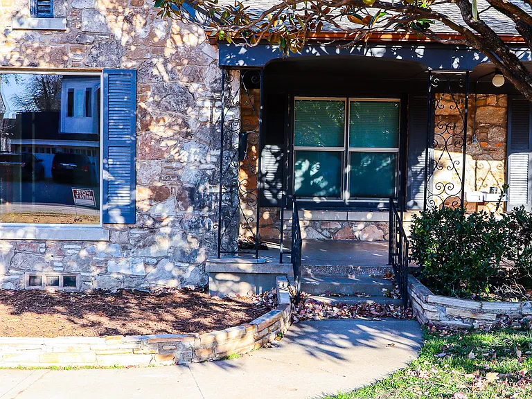 2605 Cummings Dr — Photo 35
