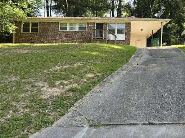 3692 Larkspur Ter, Decatur, GA 30032