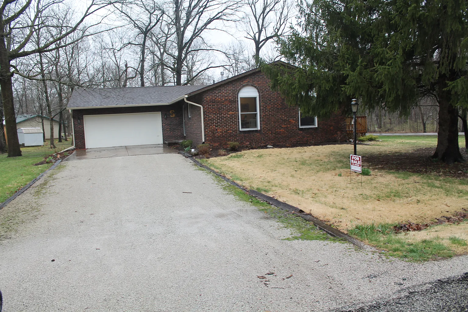 102 Gregory Ln photo 1
