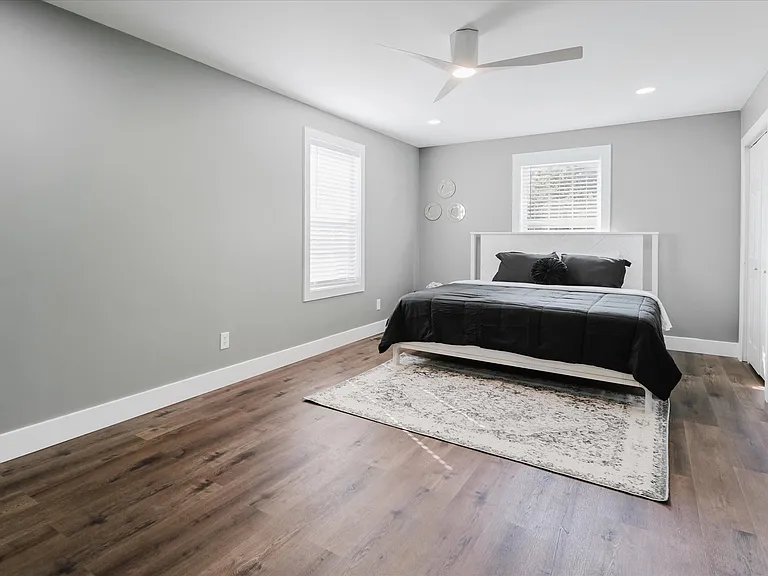 1210 Washtenaw Ave — Photo 26
