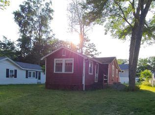 139 N Shore Rd, Hampton, NH 03842