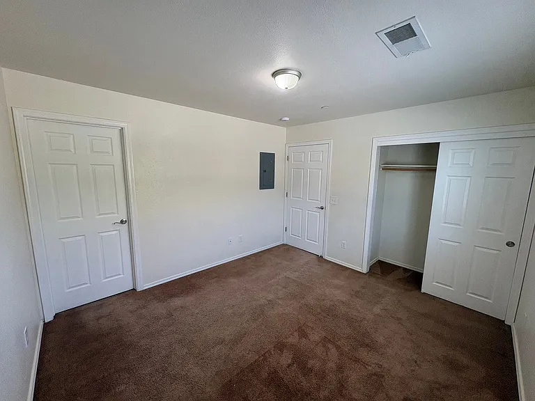 2111 Bella Oaks Dr — Photo 4