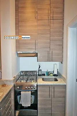 Rented by Aryeh Realty | media 20