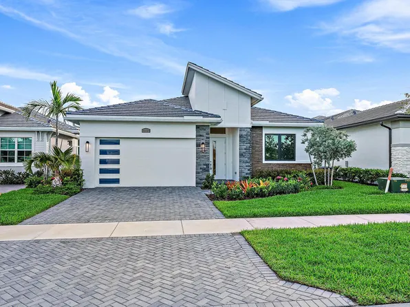 13129 SW Shinnecock Drive, Port St Lucie, FL 34987