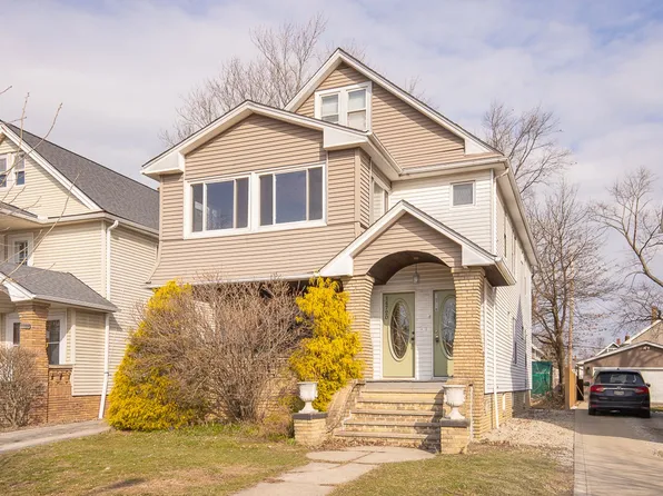 14718 Bayes Ave Lakewood, Oh. 44107, 14718 Bayes Ave #Up, Lakewood, OH 44107