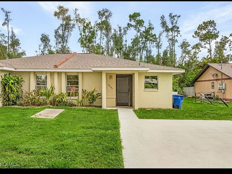 19144 Miami Blvd #19144 — Photo 3