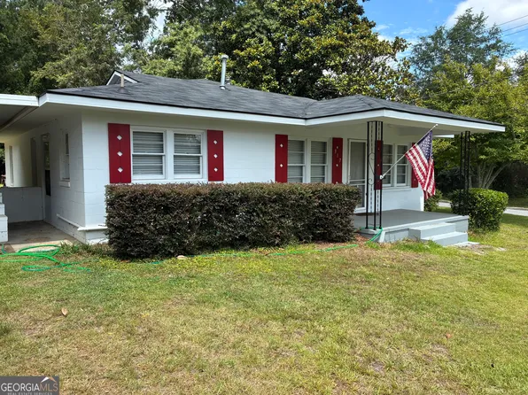 317 Peachtree Cir, Sylvania, GA 30467