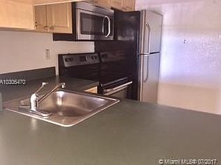 4th image of 9350 Fontainebleau Blvd #604