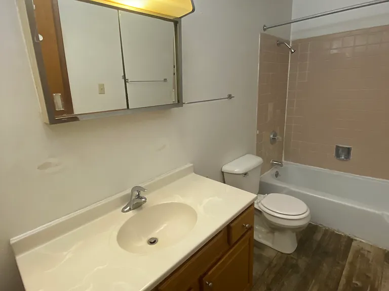4212 Middlebury Ave #4 — Photo 3