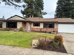 3066 W Barstow Ave, Fresno, CA