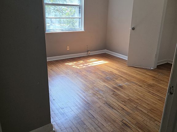 5th image of 1202 S 6th St