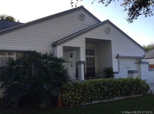 951 SW 86th Ave, Hollywood, FL 33025