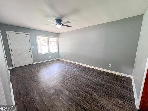 5th image of 5604 Edith St #5600