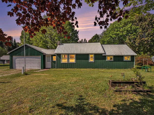 2572 Ingersoll Rd SW, Fife Lake, MI 49633