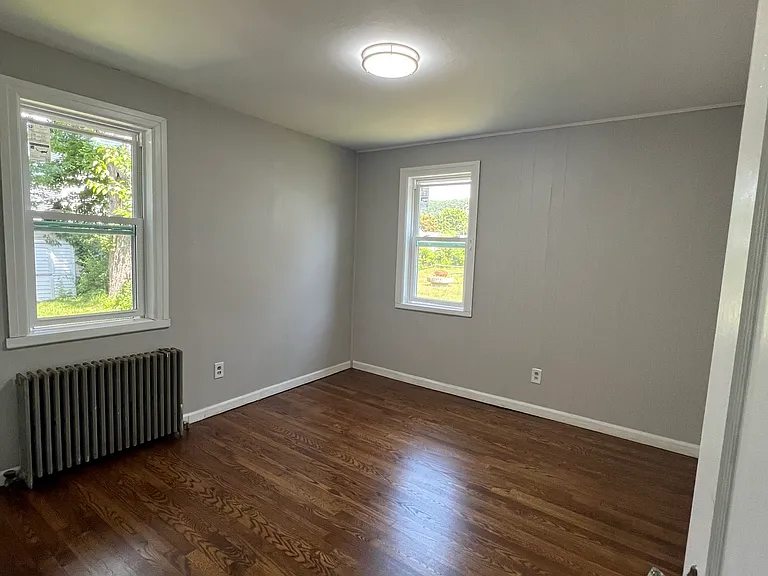7 Mettler St — Photo 10