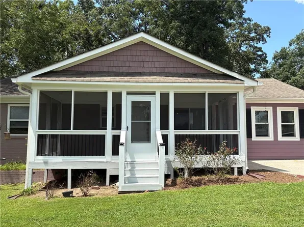 2890 Sherwood Rd SE, Smyrna, GA 30082