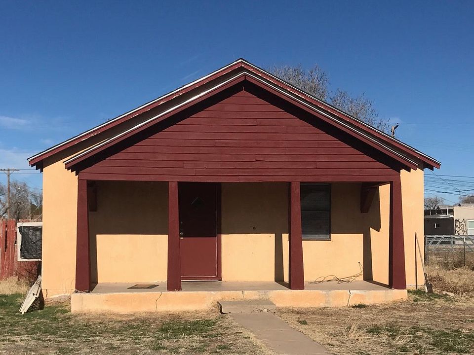 1st image of 301 S Avenue H