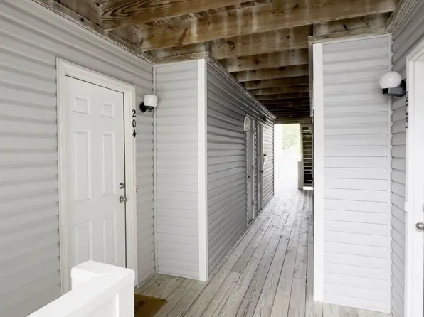 600 Shoreham Ct APT 204, Virginia Beach, VA 23451