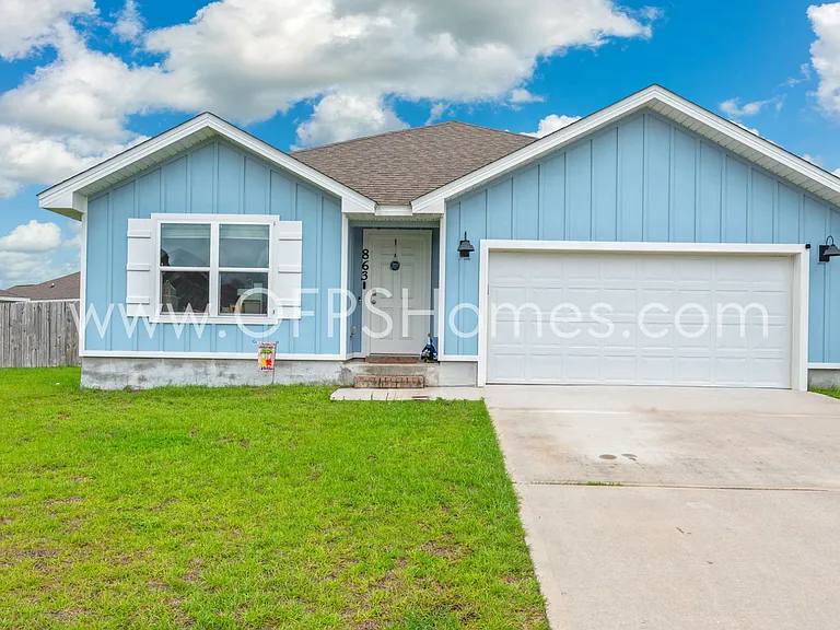 863 Otto Loop — Photo 2
