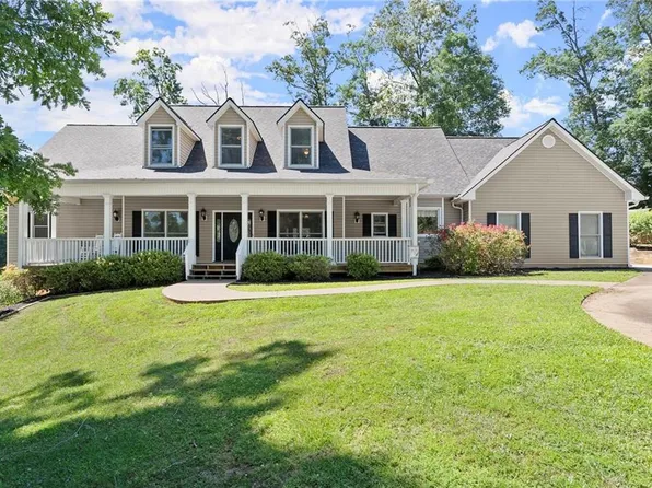 149 Ratcliff Dr, Dawsonville, GA 30534