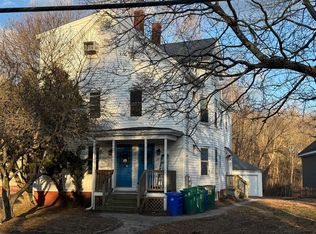 15 North Ave, Attleboro, MA 02703