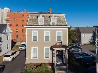 10 Sycamore St #B, Worcester, MA 01608