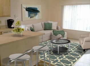 2230 SE Yamhill St #5, Portland, OR