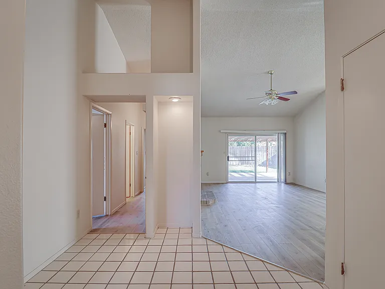 4005 Asino Ave — Photo 9