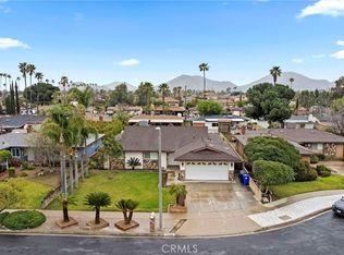 17435 Hawthorne Ct, Fontana, CA 92335