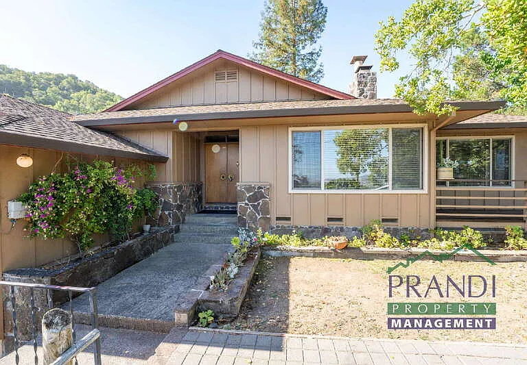 20 Portola Ave — Photo 1