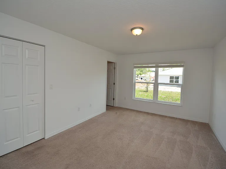 33 Rosecroft Ln #B — Photo 20