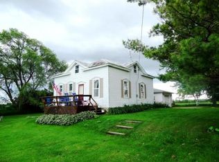 E4291 Old Settlers Rd, Kewaunee, WI 54216