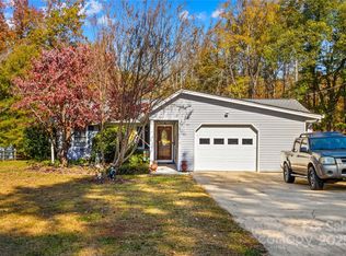 321 Crowell Ln, Granite Quarry, NC 28146