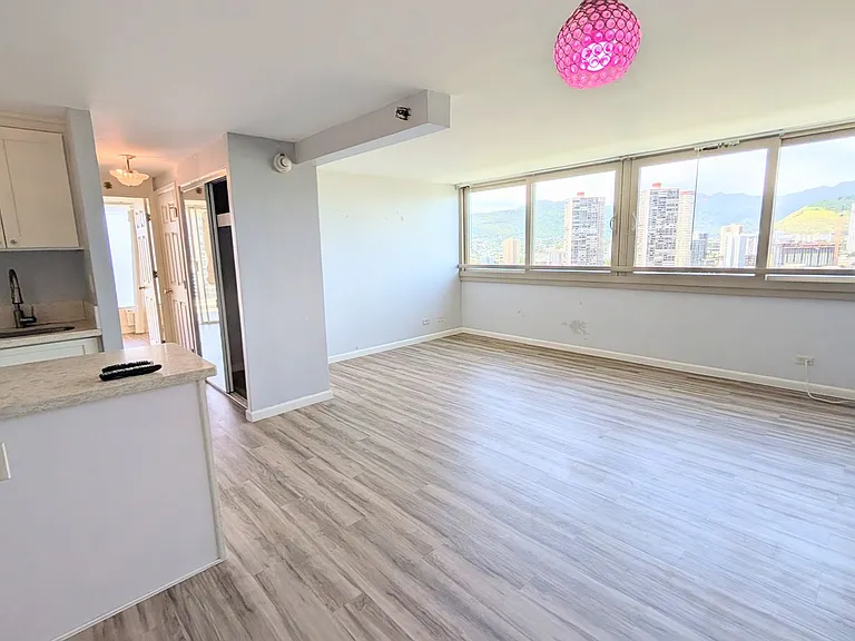 445 Seaside Ave #1902 — Photo 5