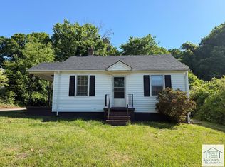 931 Myrtle Rd, Martinsville, VA 24112