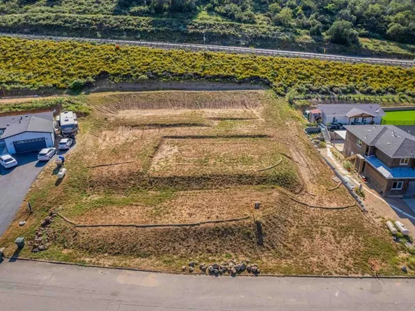 13814 Woods Valley Rd, Valley Center, CA 92082