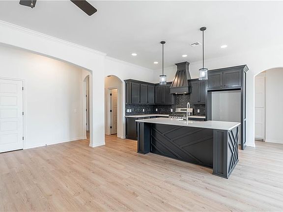 5th image of 9360 SW 42nd St