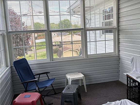5th image of 25 Grant Cir
