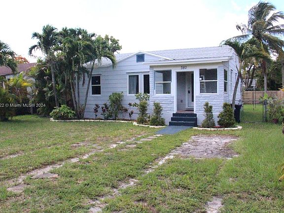 3rd image of 380 Whitethorn Dr